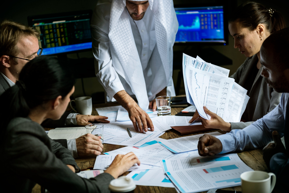 Dubai SEO Services with Digital Marketing Strategy Illustration – Three G Logic
